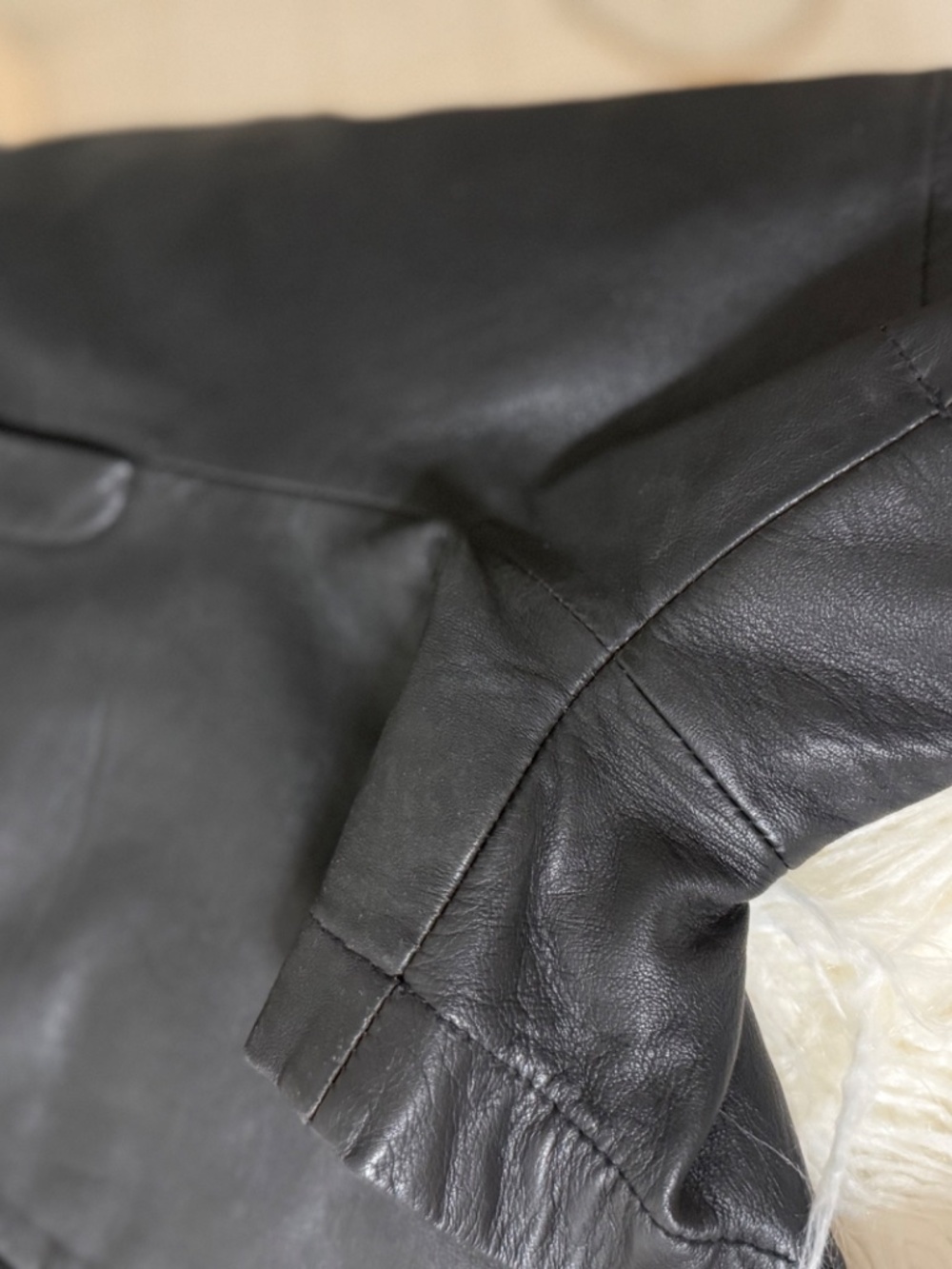 Mango genuine leather shorts size 6 - Picture 6 of 12